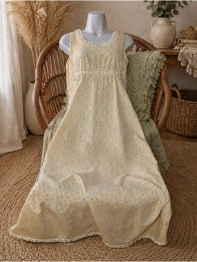 Vintage 70s Handmade Yellow Floral Prairie Maxi Dress Lace Trim Cottagecore XS